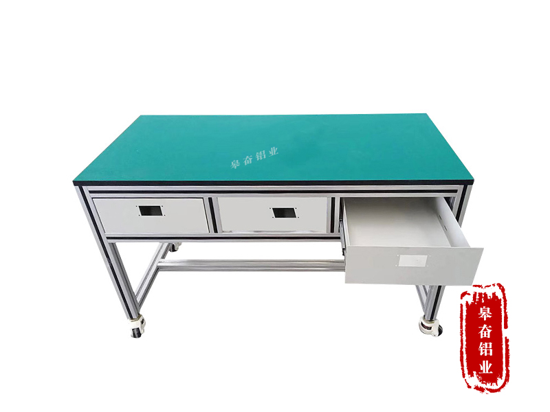 防（fáng）靜（jìng）電工作桌