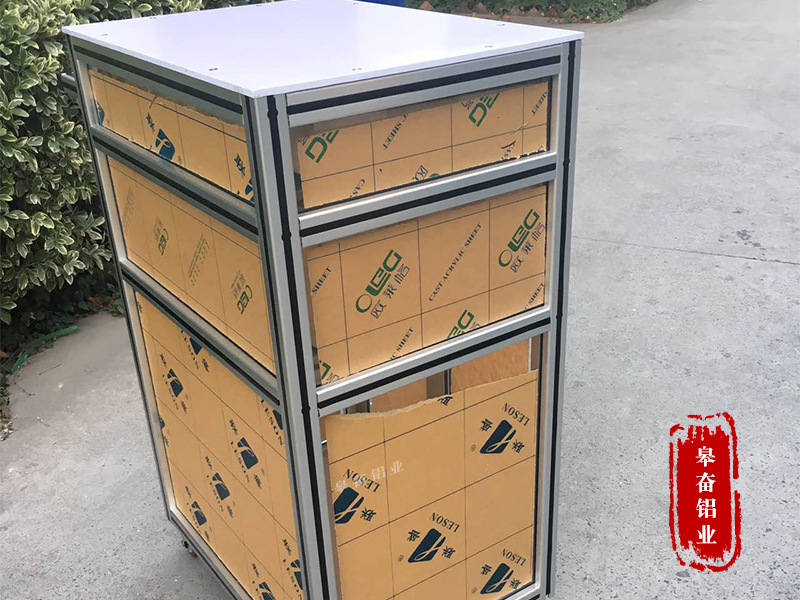 鋁型材工（gōng）作櫃（guì）